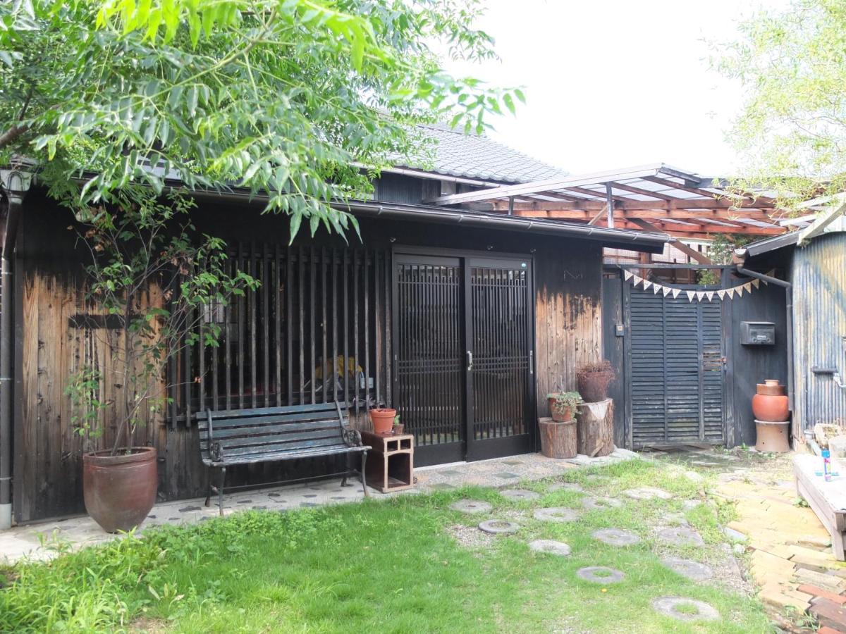 Yomogi Guesthouse Tokoname Exterior photo
