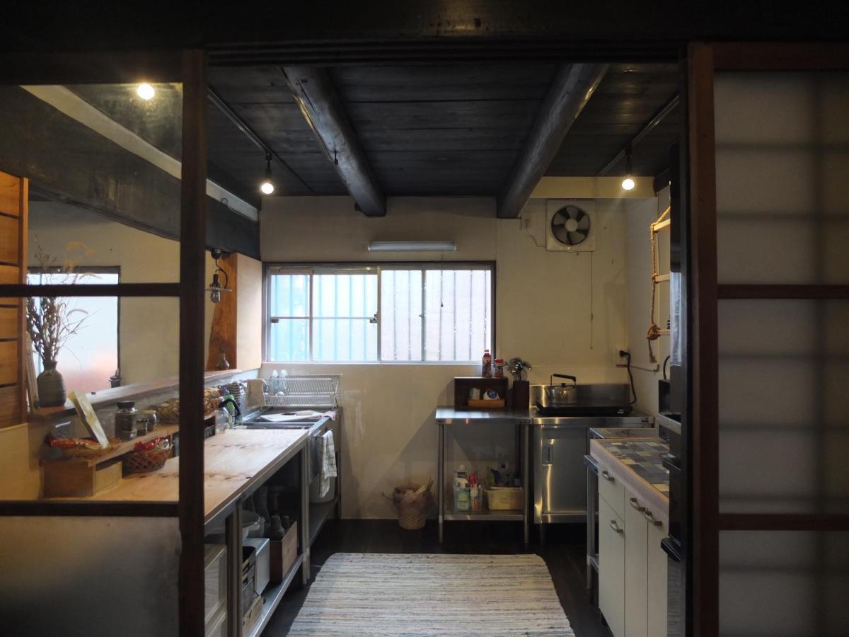 Yomogi Guesthouse Tokoname Exterior photo